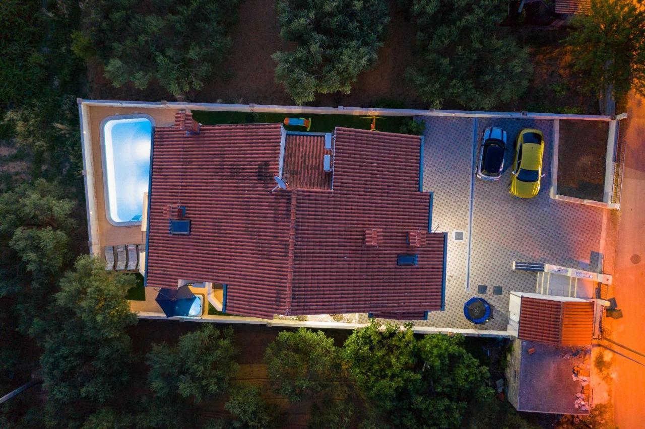 Villa Slavica Sveti Filip i Jakov Esterno foto