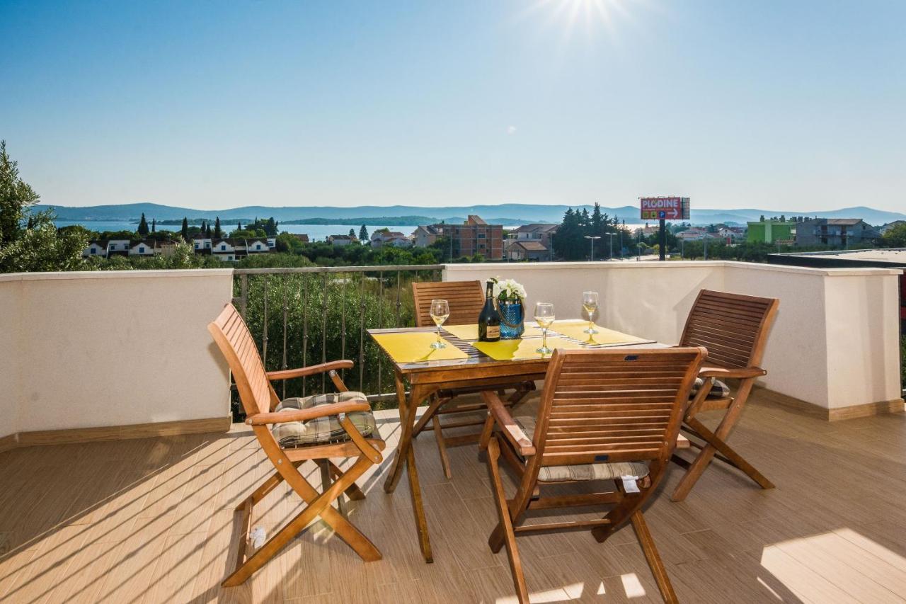 Villa Slavica Sveti Filip i Jakov Esterno foto