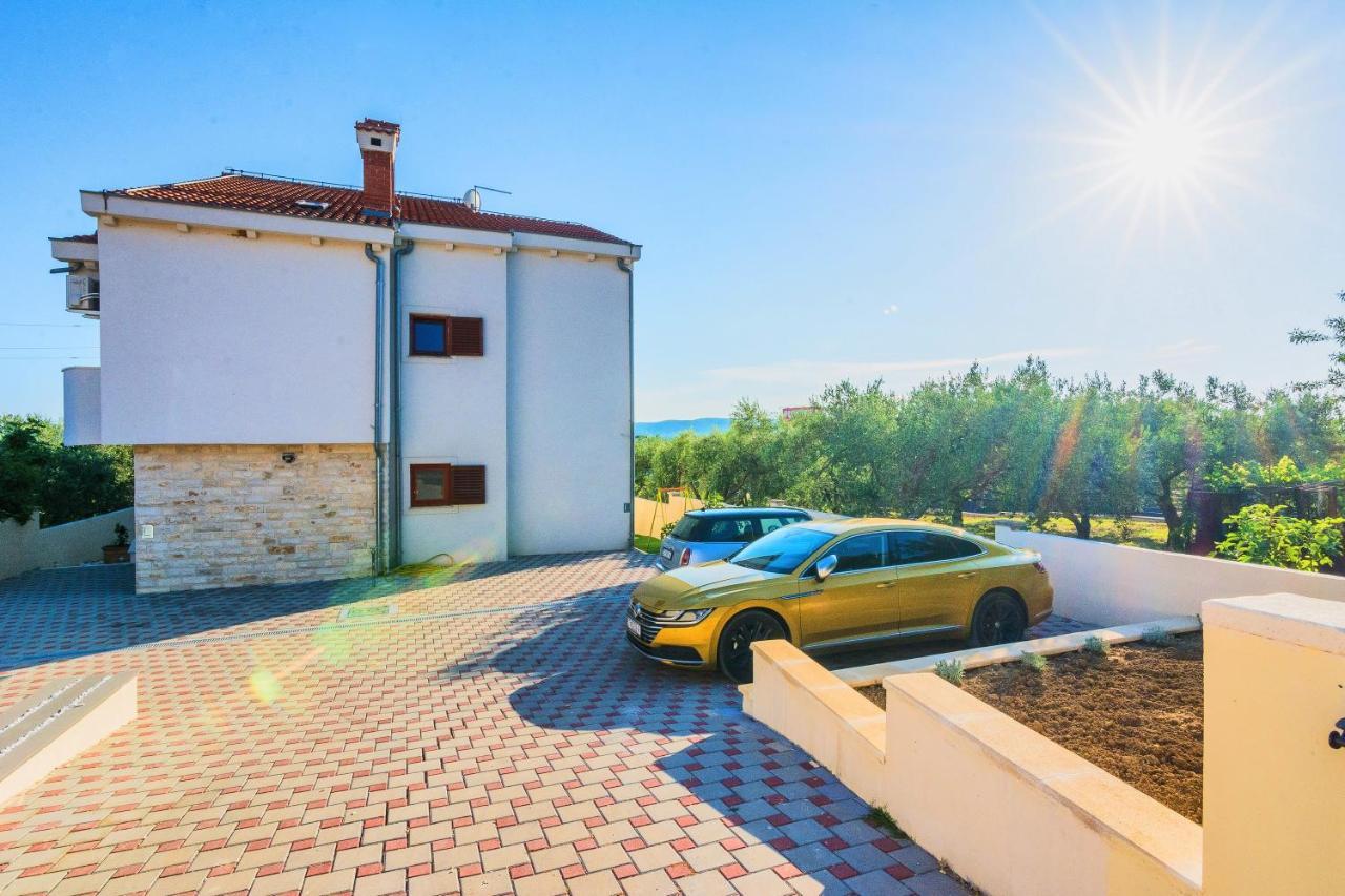 Villa Slavica Sveti Filip i Jakov Esterno foto
