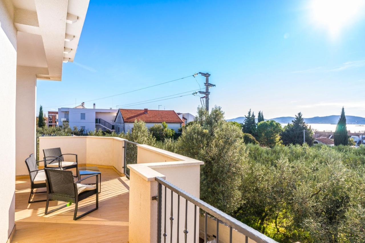 Villa Slavica Sveti Filip i Jakov Esterno foto